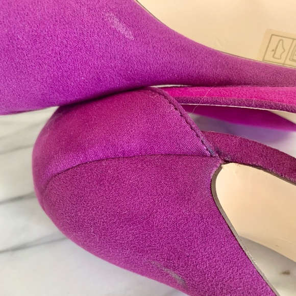 Magenta Suede Pumps - Picture 4 of 7